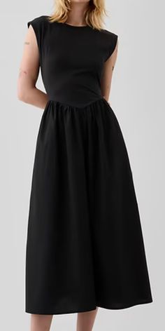 Spring Dresses With Gathered Waist And Full Skirt, Spring Dress With Gathered Waist And Full Skirt, Elegant Midi Dress With Pockets For Daywear, Sleeveless Gap Dresses For Work, Casual Midi Dress With Gathered Skirt For Daywear, Gap Sleeveless Workwear Dresses, Chic Midi Dress With Slip Pockets For Work, Long Solid Workwear Dresses, Solid Color Long Skirt Dress For Work