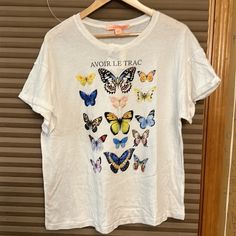 Nwt Rebellious One White T-Shirt With Butterflies Size M Cute Butterfly Print T-shirt For Spring, Cute Summer T-shirt With Butterfly Print, Trendy Cotton Tops With Butterfly Print, Trendy Butterfly Print Crew Neck Tops, Trendy Crew Neck Tops With Butterfly Print, Trendy Tops With Butterfly Print And Relaxed Fit, Trendy Relaxed Fit Top With Butterfly Print, Trendy White T-shirt With Butterfly Print, Summer Cotton Tops With Butterfly Print