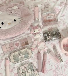 Zara Core, Girly Makeup, Personal Motivation, Dream Aesthetic, Japan Aesthetic, Cute Toys, Girl Stuff