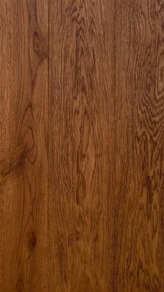 closeup of the wood grains on this wooden floor