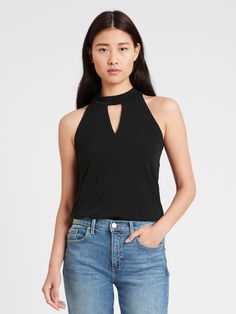 Fitted Casual Halter Top With T-back, Flirty Fitted Halter Neck Tank Top, Casual Fitted T-back Halter Top, Stretch Halter Neck Tank Top With Built-in Bra, Black Stretch Halter Top With V-neck, High Rise Style, Halter Tank, High Neck Blouse, Blouse Sleeveless