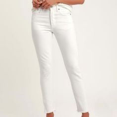 Women's Nwt Iconic Levi's Premium Modernized Update To The Classic 501 Jeans! Effortless Style With Non-Stretch, Slimmer Fit, High-Rise Waist, 5-Pocket Styling, Button Fly, Raw Ankle Length Hem, 99% Cotton/1% Elastane, Machine Washable/Tumble Dry, Color-Cloud Over (White), Size-32 X 28 Classic Fitted Bottoms With Frayed Hem, Classic White Everyday Bottoms, Classic White Bottoms For Everyday Wear, White Fitted Bottoms With Frayed Hem, Fitted White Bottoms With Frayed Hem, Levi's White Straight Leg Jeans, Fitted White Bottoms For Everyday, Levi's White Straight Leg Bottoms, White Fitted Jeans For Everyday