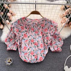 Summer, new style, floral shirt, sweet, baby neck puffy sleeve topMaterial:blendedColor:as pictureStyle:sweetFeatures:floral,puffy sleeveSize(CM): free 1inch=2.54cmlength:72,sleeve:36,bust:110,waist:120&ltp&gtNote:Due to different measurement methods,there will be 1-3 error(unite:cm), please understand.</p>&ltbr/> Sweet Long Sleeve Blouse For Spring, Trendy Doll Collar Top For Summer, Spring Tops With Floral Print And Puff Sleeves, Cute Pink Puff Sleeve Tops, Cute Long Sleeve Floral Print Tops, Cute Doll Collar Summer Blouse, Cute Doll Collar Blouse For Summer, Multicolor Balloon Sleeve Puff Top For Summer, Pink Ruffled Lantern Sleeve Tops