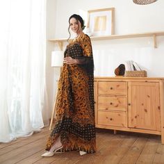 Size : S/M/L/XL/XXL 88/94/100/104/110cm Bohemian Floor-length Maxi Dress With Traditional Patterns, Bohemian Floor-length Batik Maxi Dress, Bohemian Floor-length Maxi Dress With Batik Print, Bohemian Long Sleeve Batik Maxi Dress, Bohemian Tunic Kaftan With Traditional Patterns, Bohemian Maxi Kimono For Eid, Bohemian Maxi Length Kimono For Eid, Bohemian Maxi Dress With Traditional Patterns For Eid, Bohemian Brown Long Sleeve Kaftan