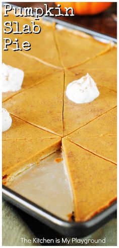 the pumpkin slab pie is ready to be eaten