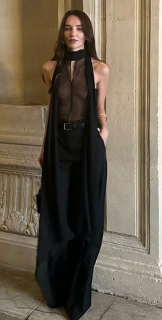 Goddess Style Outfits, Dune Style, Dark Feminine Outfits, Naked Dresses, Bold Dresses, Stylish Summer Outfits, Dressy Fashion, Current Styles, All Black Outfit