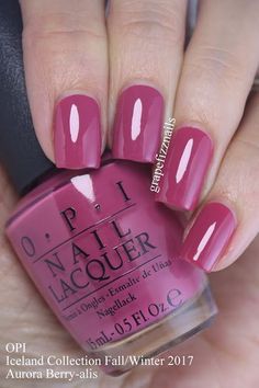 Nails Opi Gel, Fall Color Nails, Opi Iceland Collection, Beautiful Nail Polish, Nails Opi, Dark Green Nails, Pretty Nail Colors