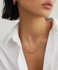 Modern Bar Necklace With Adjustable Chain, Modern Everyday Bar Necklace With Adjustable Chain, Minimalist Bar Necklace With Delicate Chain, Minimalist Everyday Chain Necklace, Minimalist Everyday Bar Necklace, Everyday Minimalist Bar Necklace, Modern Bar Necklace For Everyday Wear, Classic Jewellery, Cylinder Shape