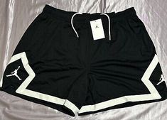 ad eBay - Jordan Shorts Black For Women Sixe 1XL - Buy Now, click the link (eBay) Womens Boxing Shorts, Basketball Shorts Outfit, Black Basketball Shorts, Cutest Clothes, Jordan Shorts, Latina Fashion Outfits, Boxing Shorts, Shorts Outfits Women, Basketball Drills