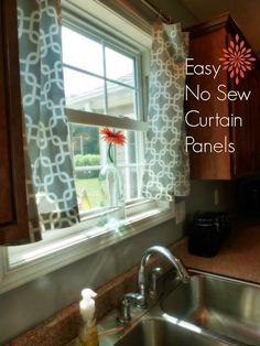 an easy no sew curtain panel in the kitchen window sill with text overlay that reads easy no sew curtain panel