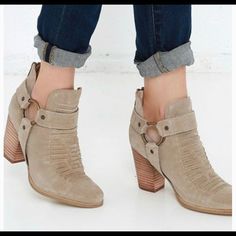 Brand New Never Been Used Does Not Come With Box Spring Booties With Buckle Closure And Block Heel, Chic Summer Booties With Stacked Heel, Trendy Spring Booties With Buckle Closure, Camel Ankle Boots, Seychelles Shoes, Brown Leather Ankle Boots, Buckle Ankle Boots, Genuine Leather Boots, Leather Heeled Boots