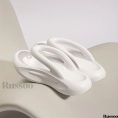 Russoo - Mens Casual Cloud Thong Sandals: Non-Slip Flip-Flops with Toe Post, Ideal for Indoor, Outdoor, Beach, and Shower Wear during Spring and Summer Seasons Semi Formal Shoes, Short Winter Boots, Mens Skate Shoes, Mens Rain Boots, Mens Canvas Shoes, Mens Snow Boots, Mens Loungewear, Novelty Clothing, Beach Casual