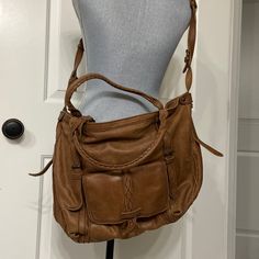 Excellent Used Condition Isabella Fiore Leather Handbag. Can Be Used As A Satchel Or Crossbody. Comes With Shoulder Strap And Dust Bag. Brown Leather Handbag, Brown Leather Handbags, Body Color, Leather Handbag, Leather Handbags, Cross Body, Brown Leather, Satchel, Dust Bag