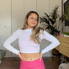 Never Worn, Cute Over Activewear Or With Jeans. White Fitted Basic Crop Top, Fitted Basic White Crop Top, White Stretch Crop Top For Loungewear, Aritzia Tna, White Crop, White Crop Top, Active Wear, Color White, Crop Top