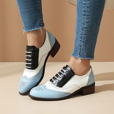 Category:Loafers; Upper Materials:PU; Embellishment:Lace-up; Season:Spring,Fall; Heel Type:Block Heel; Gender:Women's; Size Suggestion:standard size, select your usual size; Activity:Walking; Toe Shape:Round Toe; Style:Vintage,Casual; Heel Height(inch):1-2; Outsole Materials:Rubber; Occasion:Daily; Closure Type:Lace-up; Pattern:Color Block; Listing Date:05/21/2024; 2024 Trends:Retro,Brogue; Foot Length:; Foot Width:; SizeChart1_ID:2:186495; Heel Height:Low Heel Women Oxfords, Flat Oxford Shoes, Wingtip Oxford Shoes, Women's Slip Ons, Rough Heels, Lace Up Block Heel, Oxford Heels, Wingtip Oxford, Brogue Shoes