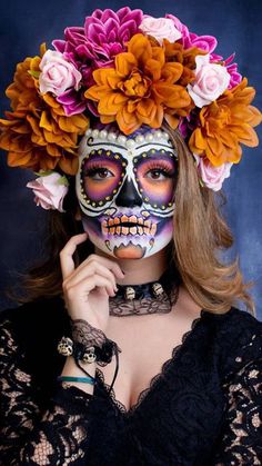 Makijaż Sugar Skull, Catrina Costume, Catrina Makeup, Halloween Makeup Sugar Skull, Seasonal Makeup, Skull Face Paint, Catrina Tattoo, Dead Makeup