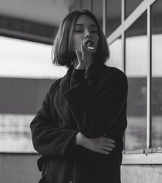 Photoshoot Ideas, Hair Inspo, Short Hair, Photo Ideas, A Woman, Hairstyles, Black White, Black And White, Tumblr