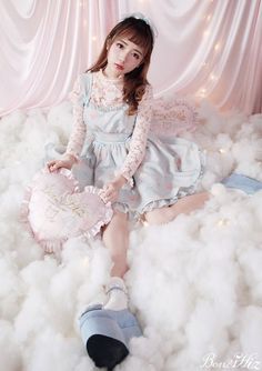 Kawaii Photoshoot, Pastel Clothing, Creepy Cute Fashion, Dolly Fashion, Kei Visual, Party Photoshoot, Tokyo Fashion, Mori Girl, Pretty Style