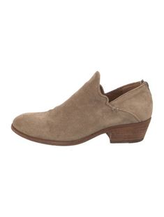 Frye Suede MulesNeutralsRound-ToesPlatformZip Closures at ShaftsDesigner Fit: This designer typically runs true to size. Suede Mules, Flat Shoes Women, Shoes Flats, Women Shoes, Running