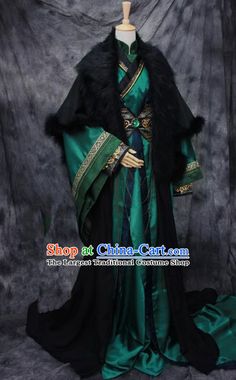 Chinese Ancient Cosplay Swordsman Green Costumes Traditional Nobility Childe Hanfu Clothing for Men Royal Hanfu, Chinese Traditional Clothing Men, Hanfu Clothing, Chinese Cosplay, Green Costumes, Green Kimono, Ancient Chinese Clothing, Chinese Style Dress, Male Kimono