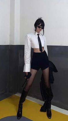 Female Mafia Outfit, Clara Core, Garbage Dump, Acubi Fashion, Professional Tips, Shooting Photo, Mode Inspo, Fashion Korean, Stage Outfits