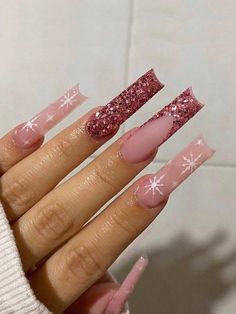 Multicolor  Collar    Color Nails Embellished   Beauty Tools Coffin Nail Ideas Winter, December Nail Ideas Acrylic, Christmas Nails Medium Length, Christmas Baddie Nails, Winter Nail Sets, Extra Christmas Nails, Christmas Nail Sets, Modern French Style