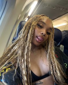 Colored Braids, Culture Magazine, Pretty Braided Hairstyles, Black And Blonde, Girls Braids, Dope Hairstyles