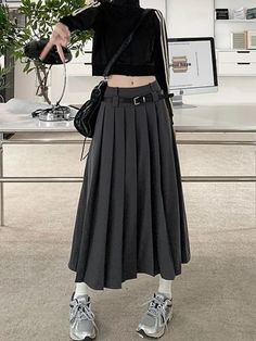 Zhang Lurang, Preppy Style Casual, Sewing Reference, Pleated Skirt Long, Vintage Pleated Skirt, Aline Midi Skirt, Pencil Skirt Fashion, Girls Streetwear, Skirt Y2k