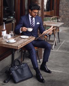 Mens Lifestyle Fashion, Homecoming Outfits For Guys, A Man In A Suit, Man In A Suit, Men's Business Suits, Herren Style, Homecoming Outfits