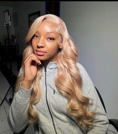 Lace Front Wig Virgin Human Hair Dark Blonde 150%Density Medium Cap 24" Color Rubio, Wig Styling, Green Wig, 100 Human Hair Wigs, Lace Front Human Hair, Body Wave Wig, Body Wave Hair, Front Lace Wigs Human Hair, Human Hair Wig