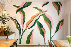 Mural Floral Painting, Floral Wall Murals Painted, Cafe Mural, Bed Painting, Beach Hostel, Botanical Mural, Pool Cage, Floral Mural, Girl Bedroom Walls