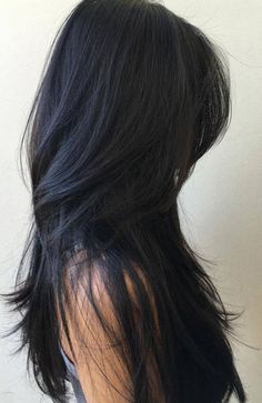 Long Black Hair ผมทรง Long Pixie, Trendy Layered Hairstyles, Straight Layered Hair, Long Layered Haircuts, Long Black Hair, Long Layered Hair, Haircuts For Long Hair, Long Straight Hair, Hair Inspo Color