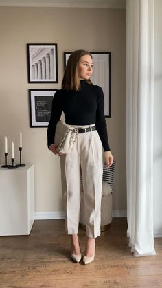 22 Interview Outfit For A Professional Look! - THE FASHIONABLE ONE Women's Professional Clothing Business Casual, Office Intern Outfits Women, Government Office Outfits Women, Business Student Aesthetic Outfit, Admin Assistant Aesthetic, Gen Z Business Casual Outfits, Cream Dress Pants Outfit, Doctor Outfit Women, Modern Office Outfits Women