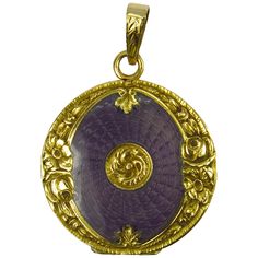 An 18 karat (18K) yellow gold pendant locket with purple guilloche enamel and a floral frame. Scratch numbered 028. Unmarked but tested as 18 karat gold. Dimensions: 2.8 x 2.4 x 0.35 cm (not including jump ring) Weight: 5.99 grams Pendant Locket, Pearl Chain Necklace, Wedding Brooch, Antique Pendant, Victorian Gold, Floral Frame, Yellow Gold Pendants, Art Deco Jewelry, Gold Enamel