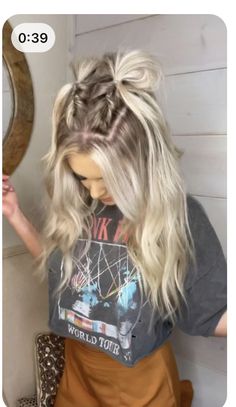 French Braids With Buns, Braids With Buns, Concert Hairstyles, Fest Outfits, French Braids, Caramel Highlights, Peinados Fáciles Para Cabello Corto, Hair Stylies, Work Hairstyles