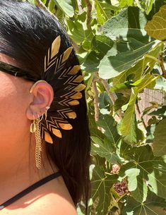 Beautiful Feathers Ear Cuff -3 Color Style To Choose: ✨A: White & Gold Feathers With Gold Chains. ✨B: Black & Gold Feathers With Gold Chains. ✨C: Gold Feathers With Gold Chains. Hand-Made By Me, Unique Design, Beautiful Statement Burning man Style Jewelry! ✨This Cuff are Very Flattering, Fashionable Festival Accessory Jewelry ✨ ❣️Many Positive Feedback's Guaranteed❣️ All the metal parts are made from gold plated alloy. 💠Attention: The Price Is For 1 Ear Cuff Only. 💠The Ear Cuff Can Be Worn On Adjustable Festival Ear Cuff, Bohemian Festival Ear Cuff, Bohemian Style Ear Cuff For Festivals, Moh Hair, Burning Man Jewelry, Hero Outfit, Feather Cuffs, Feather Ear Cuff, Earring Cuff