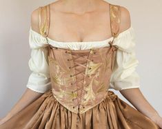 Peasant Bodice, French Meadows, Fair Costume, Ren Fair, Gold Paisley, Book Clothes, Fame Dr