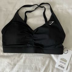 Nwt Size Xs Gymshark Sports Bra Black, Gymshark Bra, Gym Shark Outfit, Black Sports Bras, Sports Bra Outfit, Cheer Bag, Gym Bra, Gymshark Black, Lululemon Bras