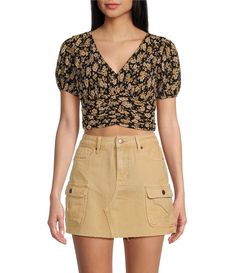 From Blu Pepper&#x2C; this top features:Floral printPleatedV-neckShort sleevesBack tiePullover stylingPolyesterHand wash/lay flat to dryImported. Wholesale Clothing Distributors, Pleated Top, Pleat Top, Crop Top Blouse, Printed Ties, Dillard's, Wholesale Clothing, Tie Backs, Tie Back