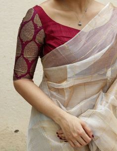 Trending Churidar Designs, Saree Blouse Neck Designs Simple, Off White Saree Contrast Blouse, Blouse Set Saree, Chiffon Saree Blouse Designs Latest, Saree Blouse Styles Latest, Blouse Designs Latest For Silk Saree, Daily Wear Blouse Designs, Traditional Blouse Designs Latest