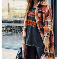 Perfect Colors For Seasonal New In Bag Polyester, Long Soft Pocketed Shacket Preppy Granny, Long Plaid Coat, Plaid Trench Coat, Shirt Collar Styles, Plaid Sleeve, Loose Coats, Mode Boho, Long Trench Coat, Urban Street Style