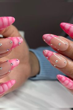 Dare to be wild and feminine with these Elegant Pink Crocodile Nail Prints. Stand out with the distinct pattern while embracing your femininity with the soft pink hue. Complete the look with mesmerizing chrome studs for an absolute winner! // Photo Credit: Instagram @ardelysbeauty Pink Snakeskin Nails, Almond Snake Nails, Chrome Croc Nails, Fun Pattern Nails, Pi K Nails, Pink Chrome Nails With Design, Pink Pattern Nails, Pink Snake Skin Nails, Pink Snake Nails