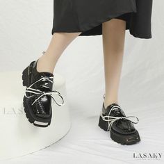 Lasaky - Elegant metal-emblazoned women's flat shoes Trendy Flat Heel Lace-up Office Shoes, Trendy Slip-on Platform Loafers With Metal Feet, Trendy Platform Loafers With Textured Sole, Trendy Flat Lace-up Shoes With Rubber Sole, Casual Patent Leather Lace-up Shoes For Spring, Trendy Flat Heel Leather Shoes, Trendy Platform Loafers With Rubber Sole, Trendy Pointed Toe Loafers With Metal Feet, Trendy Closed Toe Lace-up Shoes