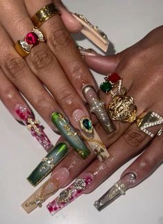 Nails Funky, Nails Bling, Hippie Nails, Classy Acrylic Nails, Nail Jewelry