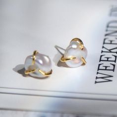 Baroque Freshwater Pearl 18K Gold Silver Pin Handmade Earrings Baroque Earrings, Drop Pearl Earrings, Pearl Earrings Handmade, Real Pearl Earrings, Mirror Jewelry, Types Of Earrings, Freshwater Pearl Earrings, Mother Of Pearl Earrings, Jewelry Mirror