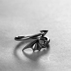 Modern Silver Jewelry, Zodiac Rings, Dragon Ring, Silver Jewelry Design, Silver Jewelry Rings, 925 Silver Jewelry, Ring Unique, Gift Jewelry, Jewelry Diy