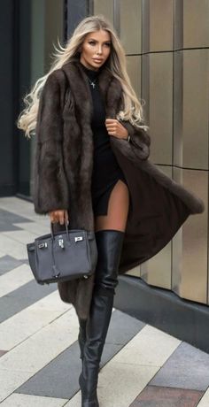 Outfit Night Out Club, Thigh High Boots Outfit Winter, Thigh High Boots Outfit, Walking Down The Street, Fluffy Coat, Crisp Autumn, Trendy Outfit Ideas, Stiletto Boots, Classy Casual Outfits