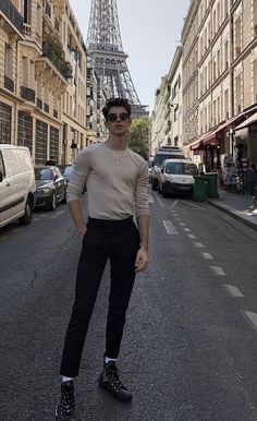 Ronan Astor, Ian Somerhalder Photoshoot, Pose Mannequin, Photo Mannequin, Paris Photo Ideas, 23 September, Mens Trendy Outfits, Mens Outfit Inspiration