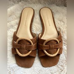 Rattan Disc Detail With Lightly Padded Leather Insole. Box And Shoe Bag Included. Never Worn. Suede Sandals, Veronica Beard, Women's Shoes Sandals, Shoes Sandals, Shoe Bag, Size 6, Women Shoes, Sandals, Leather