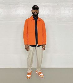 Orange Outfit Men, High Dunks, Orange Streetwear, Streetwear Chic, Orange Hoodie, Orange Outfit, Bright Fashion, Oversized Streetwear, Streetwear T Shirt